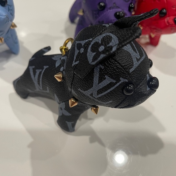 🔑1 Luxury Inspired 🐶Keychain - Picture 8 of 15
